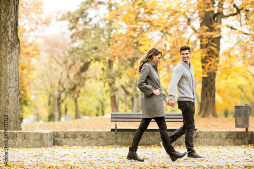 Loving couple in the autumn park © BGStock72