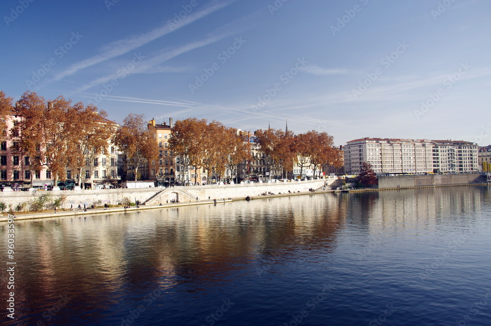 quai de saone-lyon