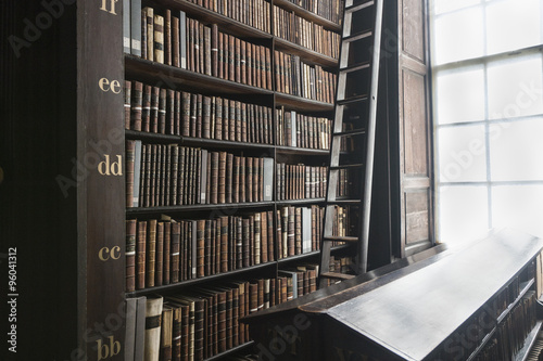 Trinity Bibliothek