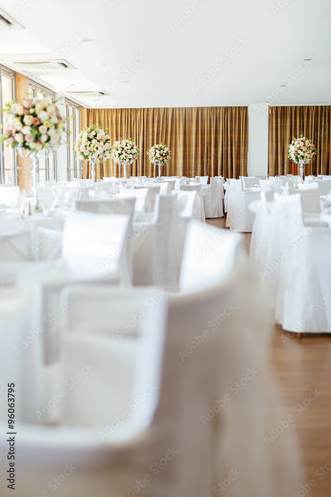 Beautiful wedding tables and  in bouquet