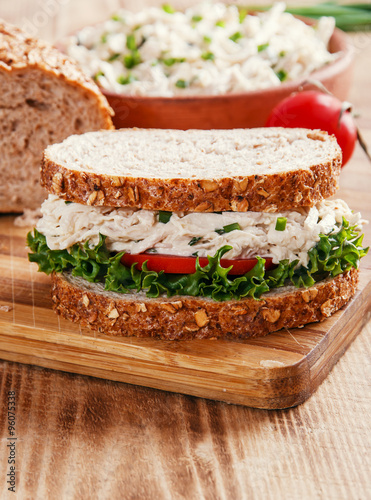 sandwich with chicken salad tomato