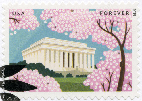 USA - 2015: The Lincoln Memorial and flowering cherry trees photo