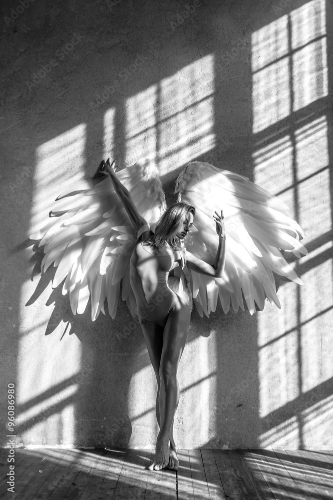 Fototapeta angel woman
