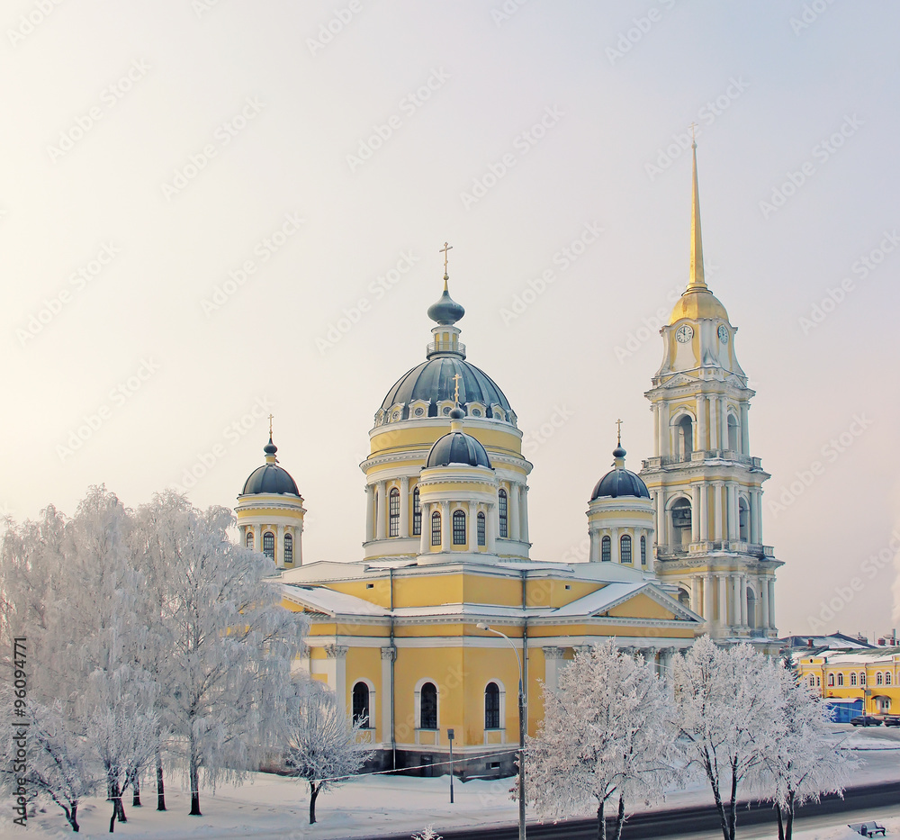 Winter, city of Rybinsk, Transfiguration Cathedral.