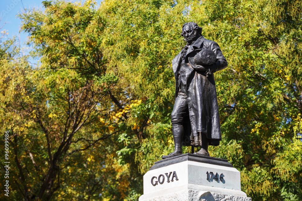 Obraz premium Madrid, Museo del Prado, Estatua de Goya