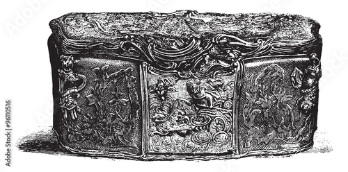 Collection of snuff boxes, to the Louvre Museum, A snuffbox from