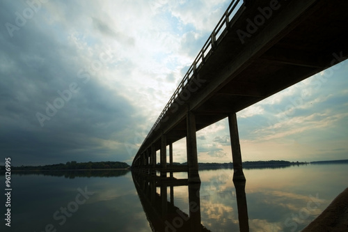 Fototapeta Naklejka Na Ścianę i Meble -  Large road bridge