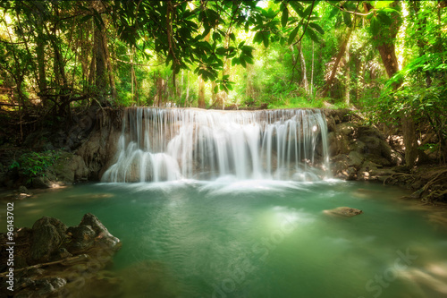 Fototapeta Naklejka Na Ścianę i Meble -  Deep forest waterfall at Huay Mae Kamin waterfall National Park