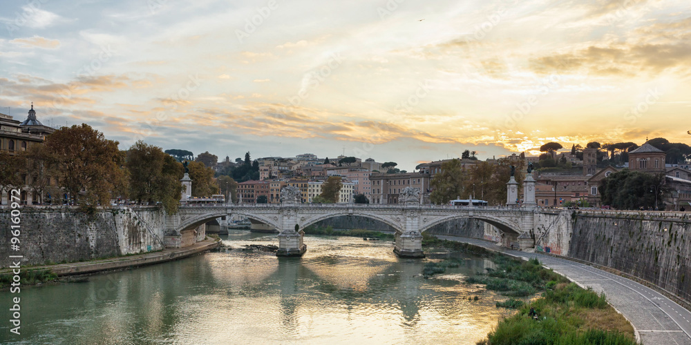 Naklejka premium Bridge of Vittorio Emmanuel II and St.Peter's Basilica