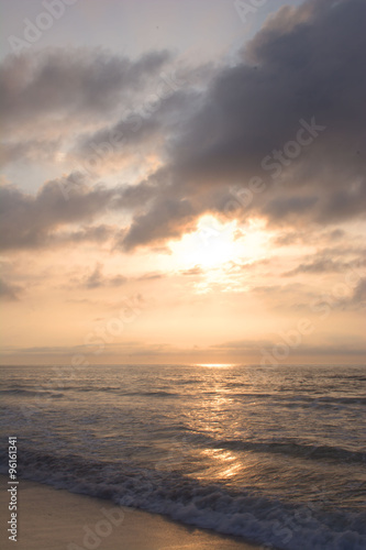 Fototapeta Naklejka Na Ścianę i Meble -  Summer Sunrise