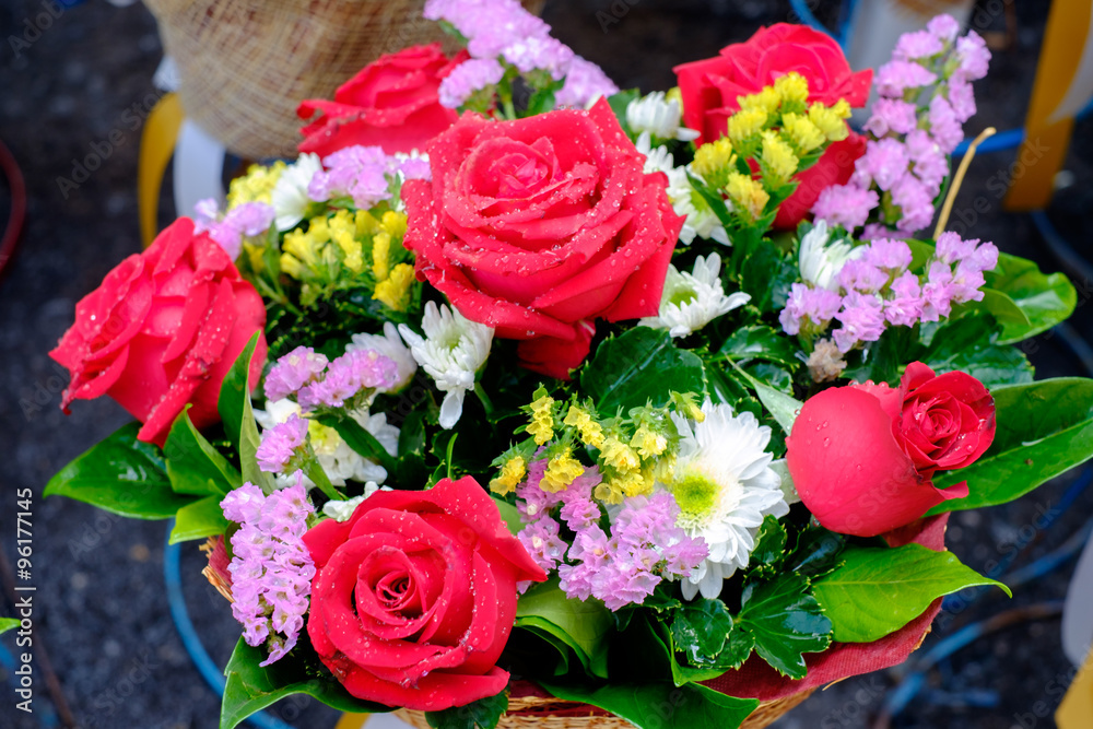 Bouquet of roses sold in the market Bouquet of roses sold in the market