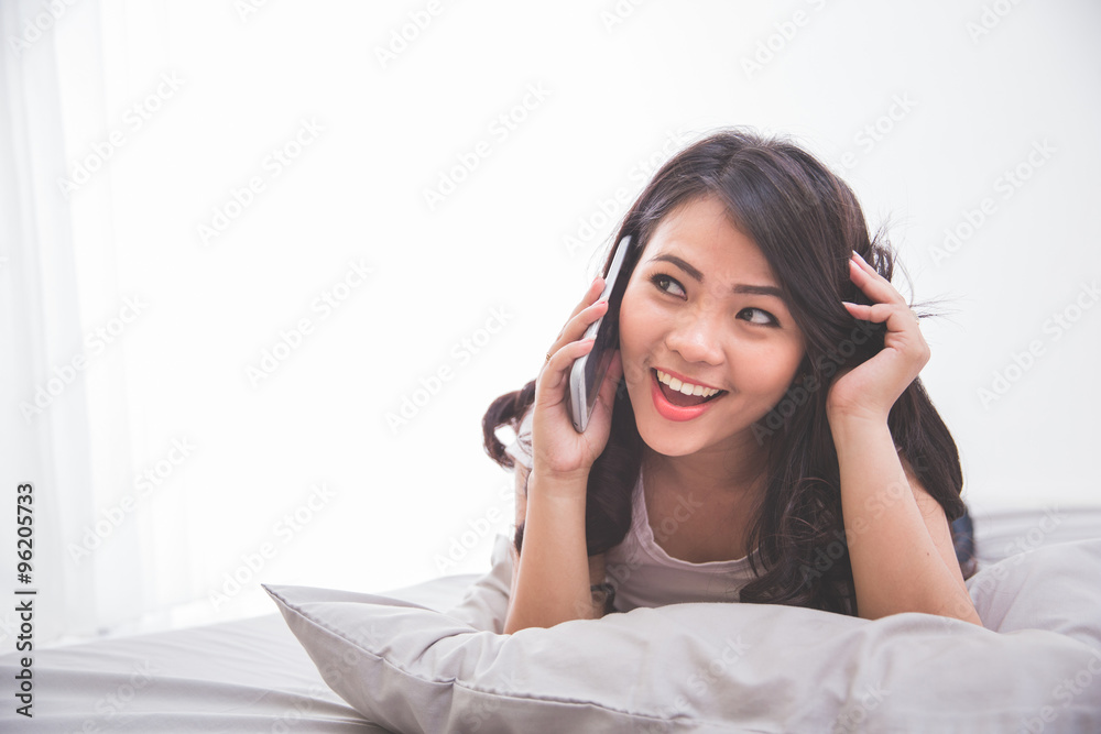 Woman speaking on the phone
