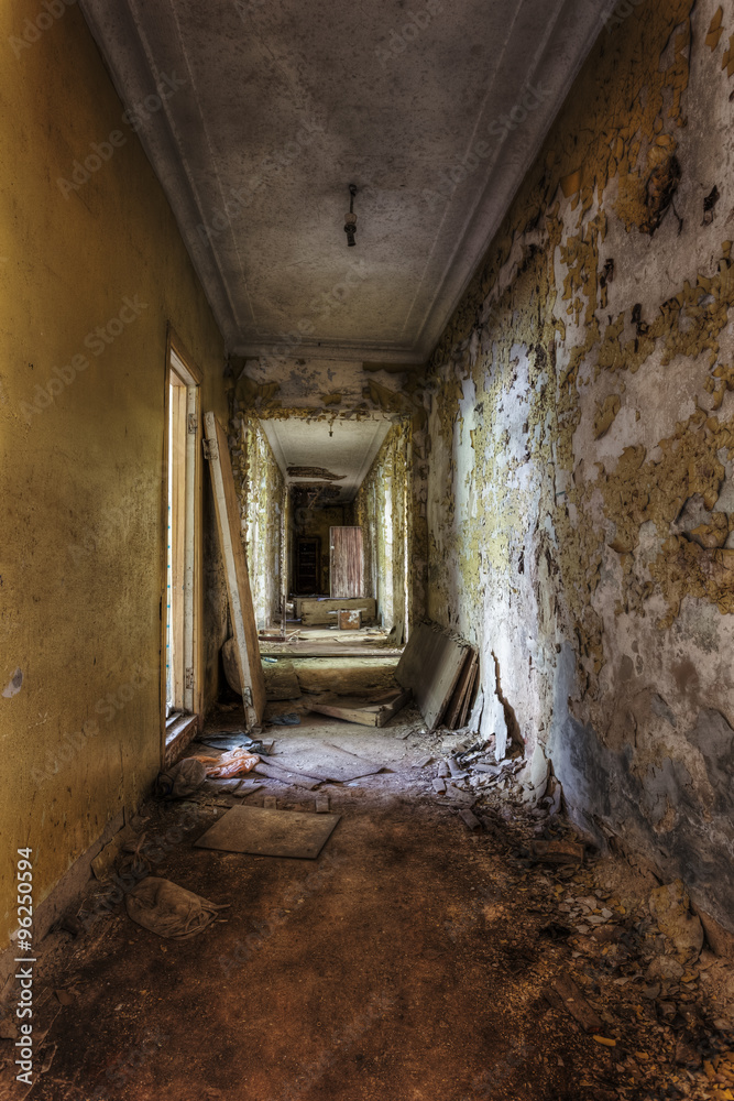 Obraz premium old abandoned building