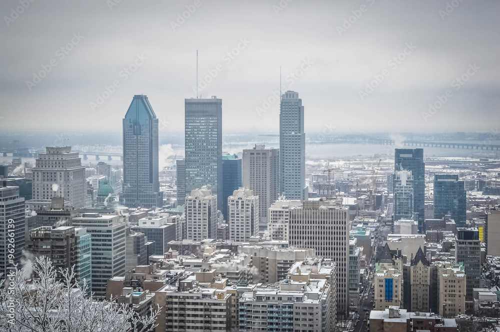 Obraz premium Montreal downtown in snow