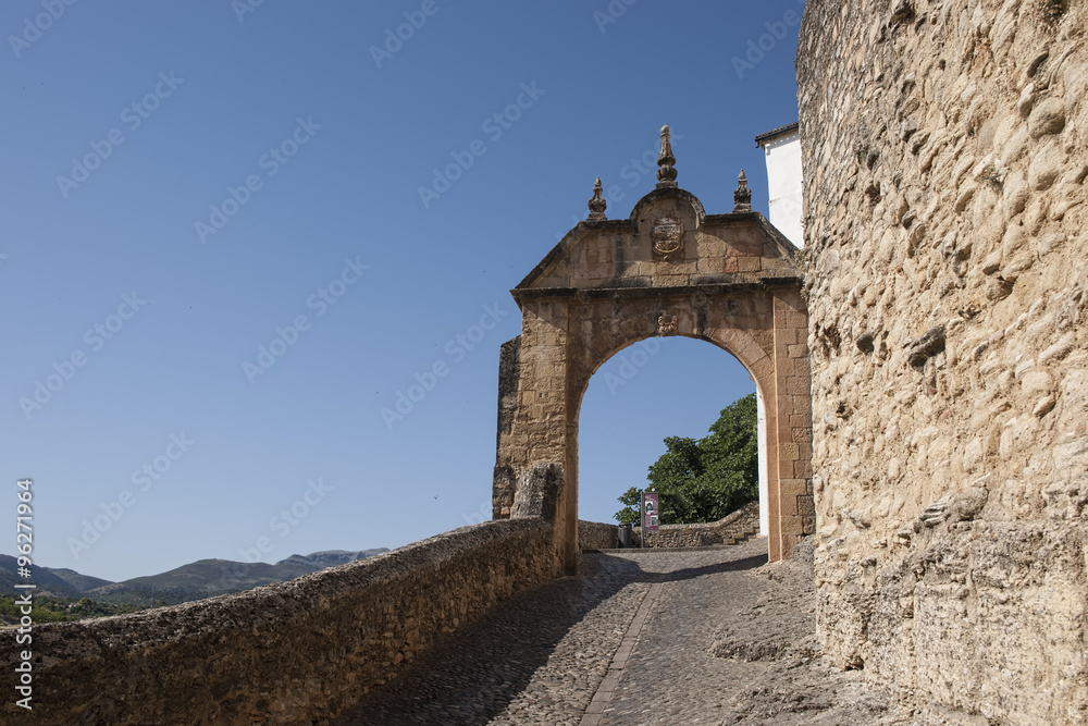 Paseando por la ciudad del Tajo de Ronda en la provincia de Málaga, Andalucía