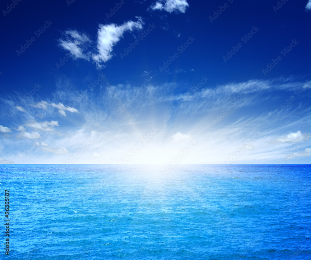 Obraz premium Blue sea