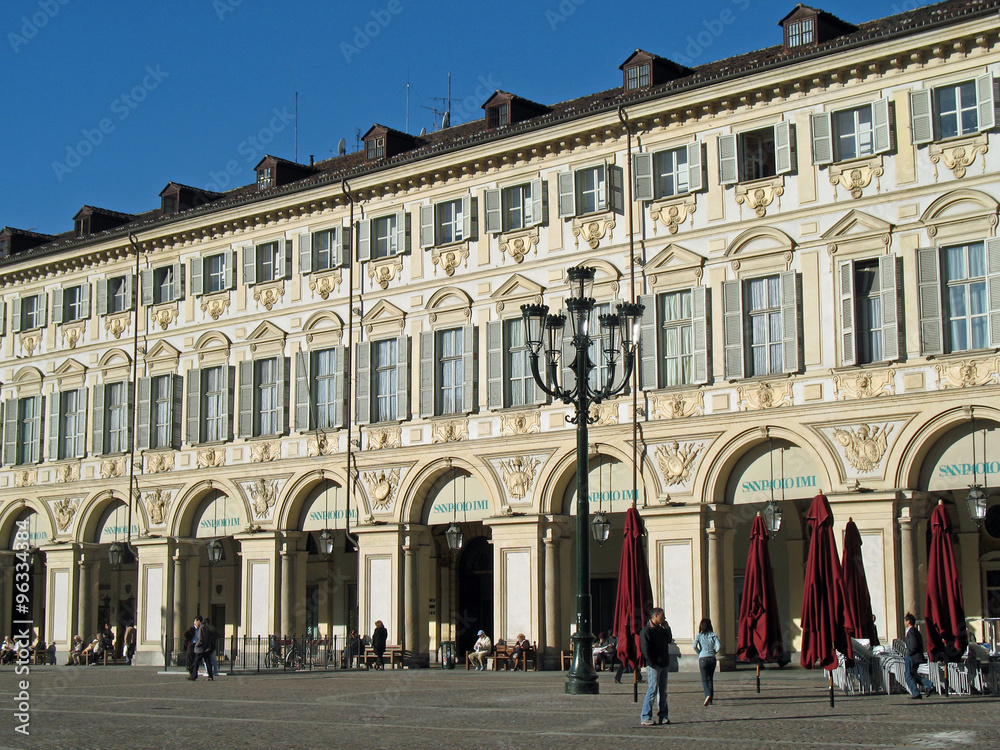 Turin, façades de la piazza San Carlo, Italie
