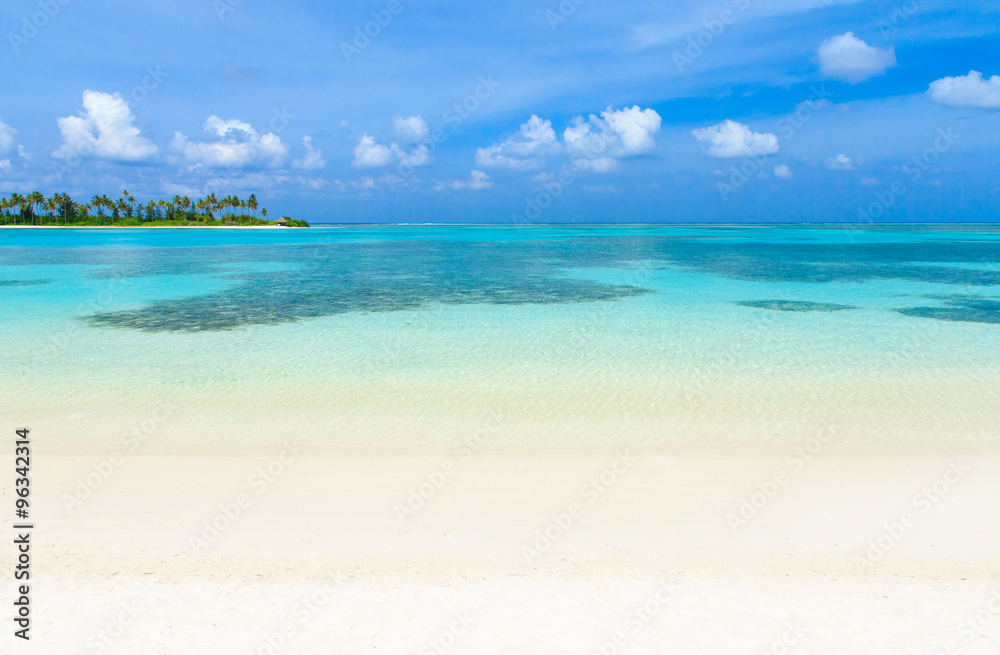 Fototapeta premium beach with Maldives