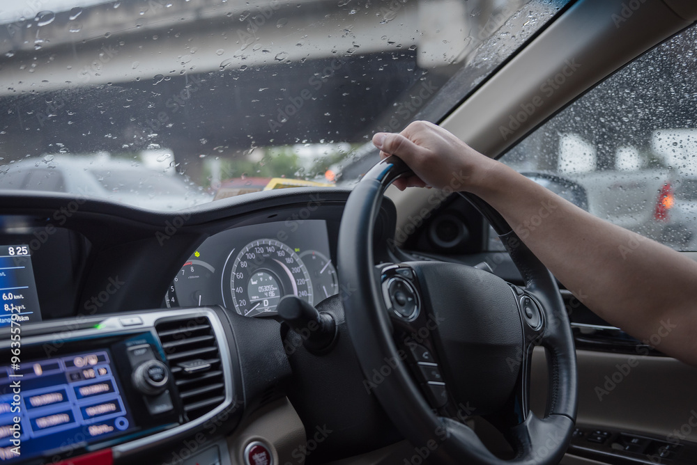 driving in rainning day