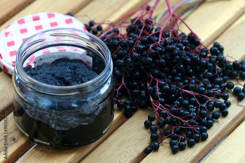 Elderberry marmelada