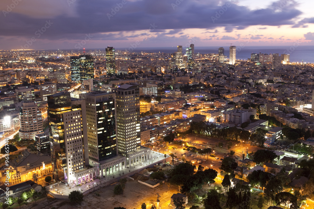 Obraz premium Tel Aviv Cityscape At Sunset