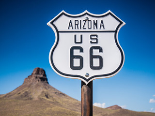 Aluminium schilderij Route 66 Iconisch Route 66 snelwegbord  © Pabkov