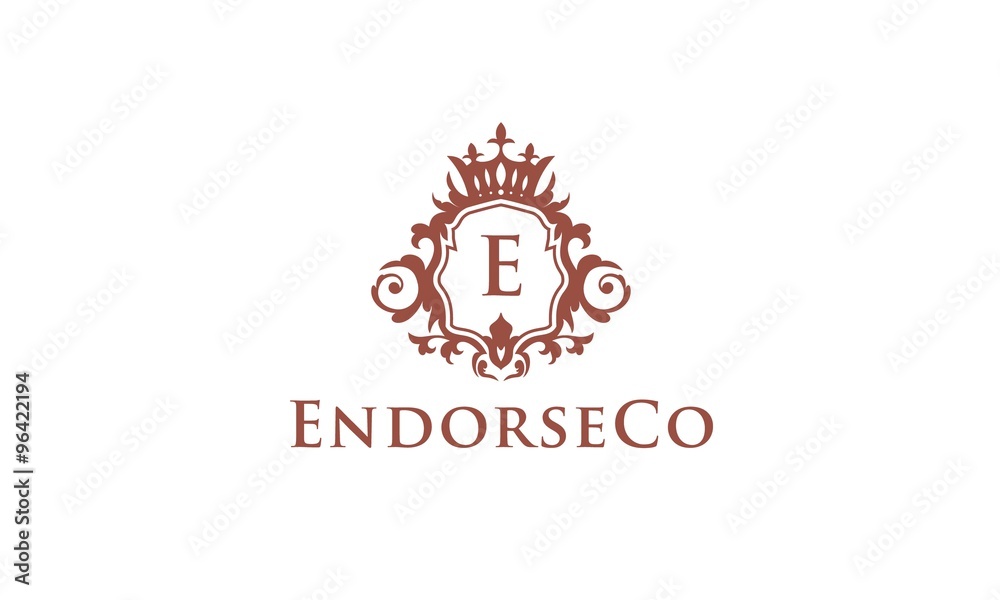 Fototapeta premium M Logo - Royal and Vintage