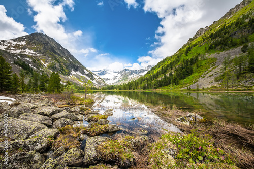 Fototapeta Naklejka Na Ścianę i Meble -  Beautiful landscape of highlands of Altai mountains