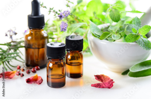 Fotografie alternative therapy with essential oils and herbs