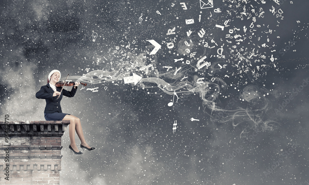 Obraz premium Santa woman play violin