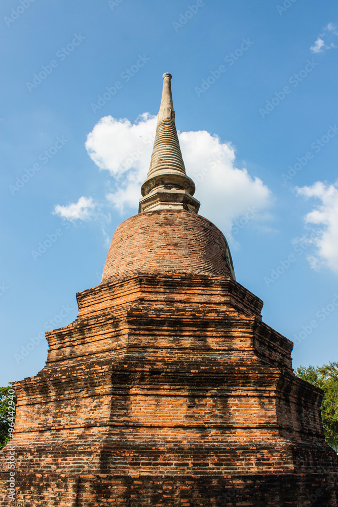 Fototapeta premium Old pagoda brick