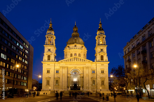 Fototapeta Naklejka Na Ścianę i Meble -  Famous landmark of Hungary: St. Stephen's Basilica