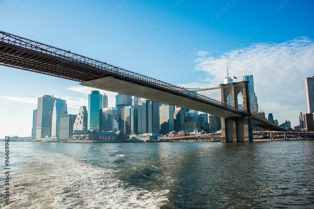 Fototapeta premium Brooklyn bridge in New York on bright summer day
