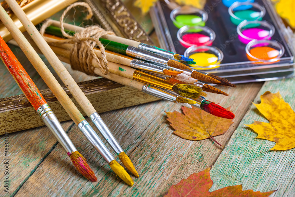 Fototapeta premium Paints and brushes 