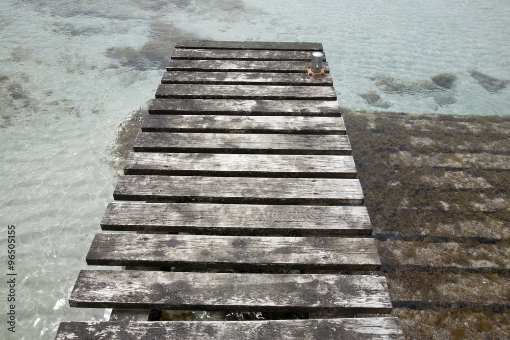 Obraz premium Pier and Jetty, Valencians Beach; Formentera