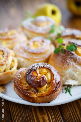 sweet rolls with quince