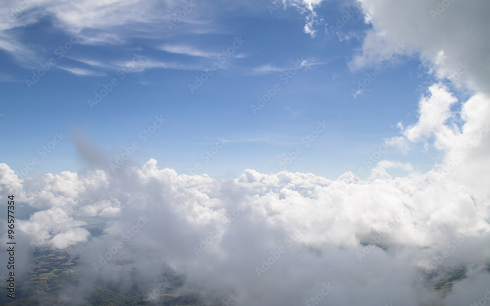 Obraz premium beautiful sky after rain cloud passed