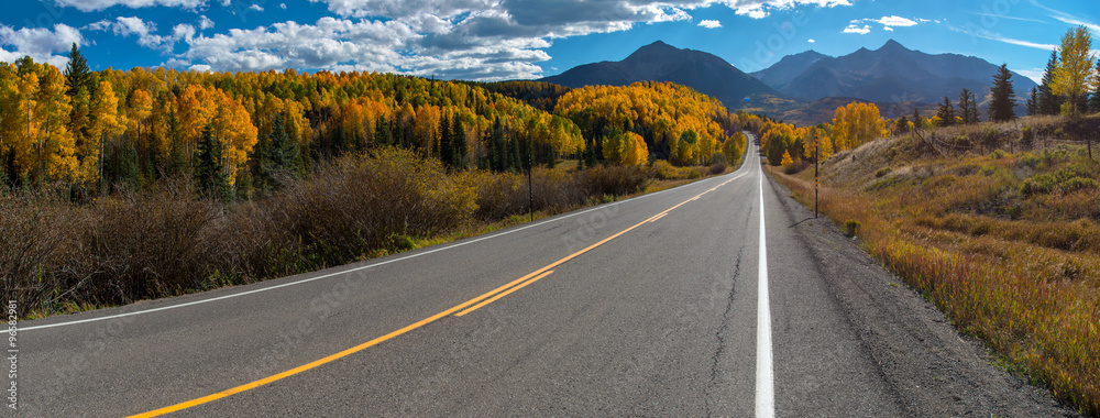 Fototapeta premium Fall color, Colorado Highway 145 Panorama