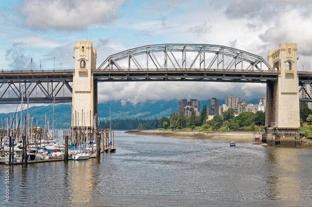 Naklejka premium Vancouver - Granville Bridge