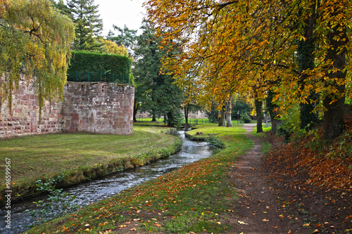 Balade le long de la Lauter et des remparts, Wissembourg, Alsace, France