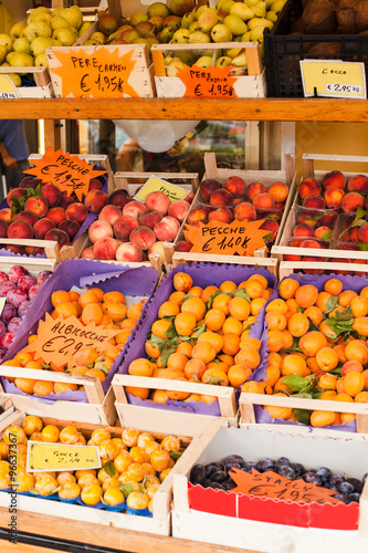 The fruit market © oksix