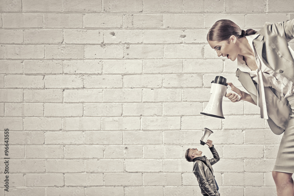 Aggression and humiliation in communication Aggression and humiliation in communication