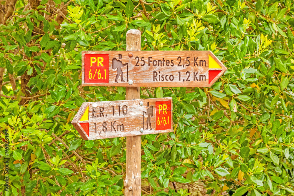 Famous hike trail named 25 Fontes - signpost showing the way