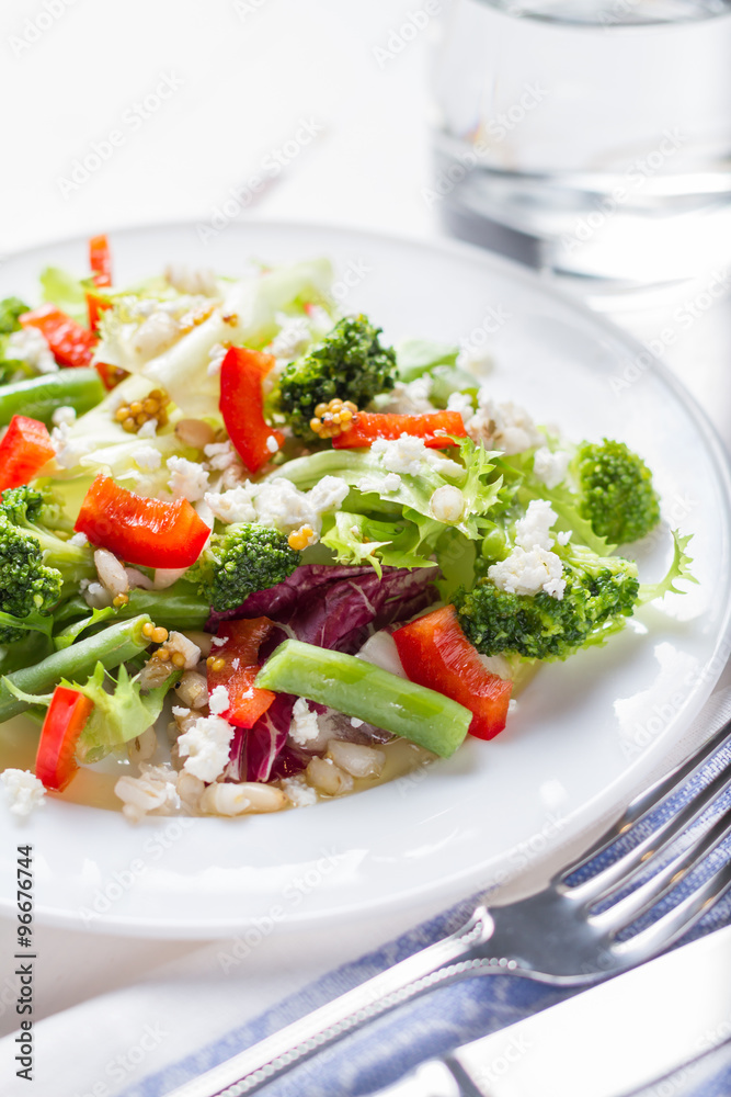 Salad broccoli and green beans