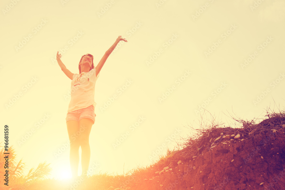 Saying hello / goodbye to the Sun. Saying hello / goodbye to the Sun.