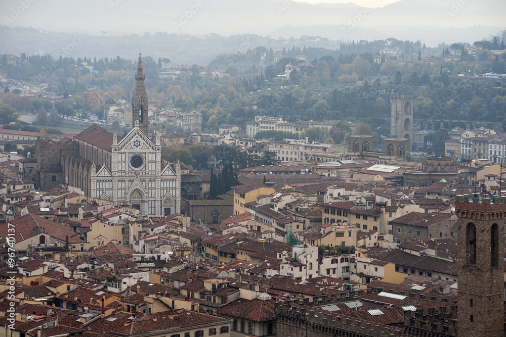 Vistas de la ciudad monumental de Florencia en Italia