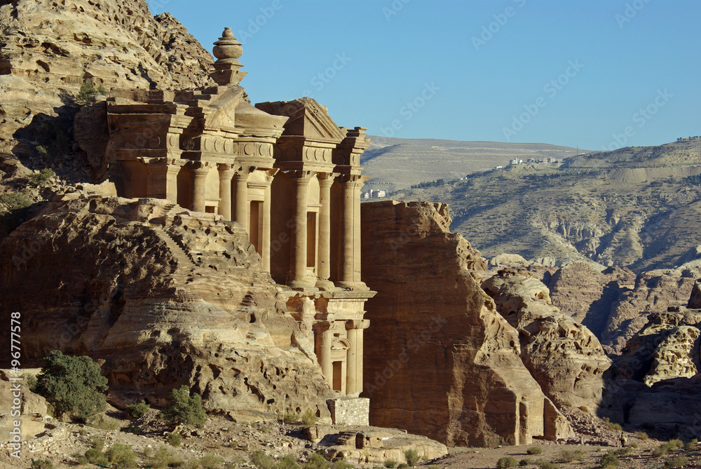 Petra, temple nabatéen creusé dans la roche, Jordanie