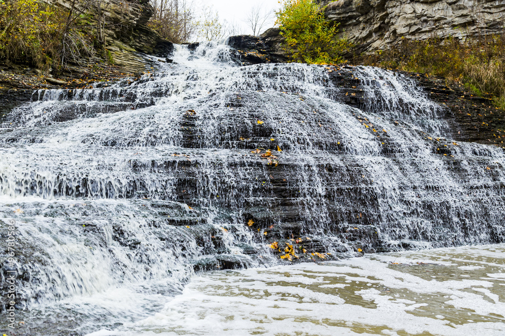 Obraz premium Cascading Waterfalls