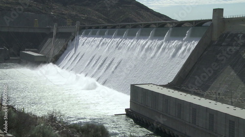 Wide shot of the spillway and power house on the Grand Coulee hydroelectric dam in Washington, USA