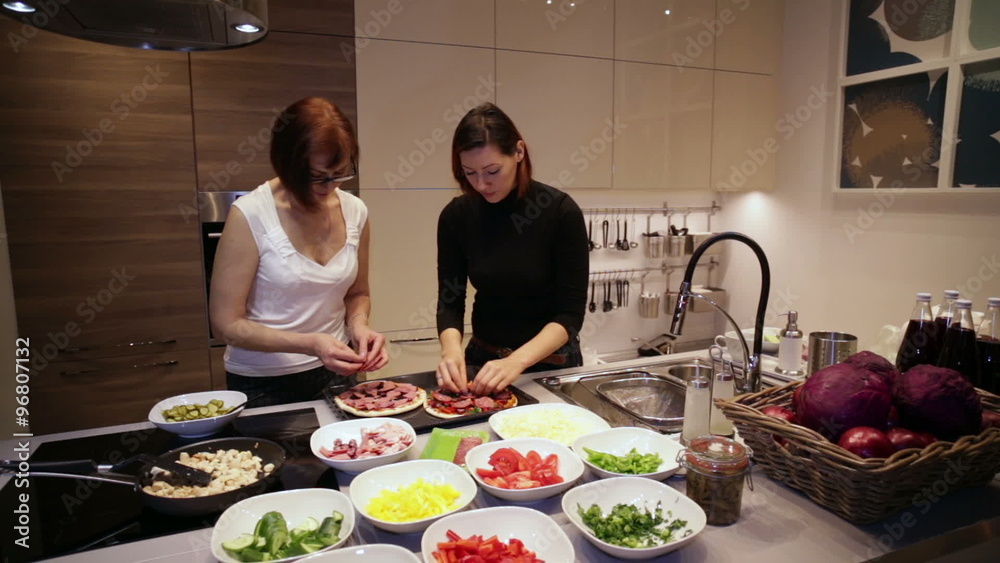 Women cook pizza Women cook pizza